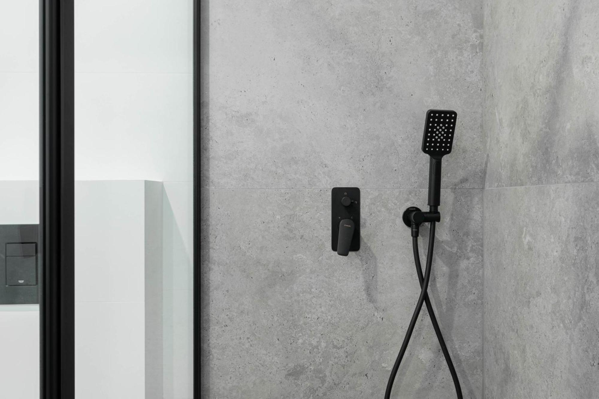 Ceglana - Free Parking - Self Check-in Apartment *