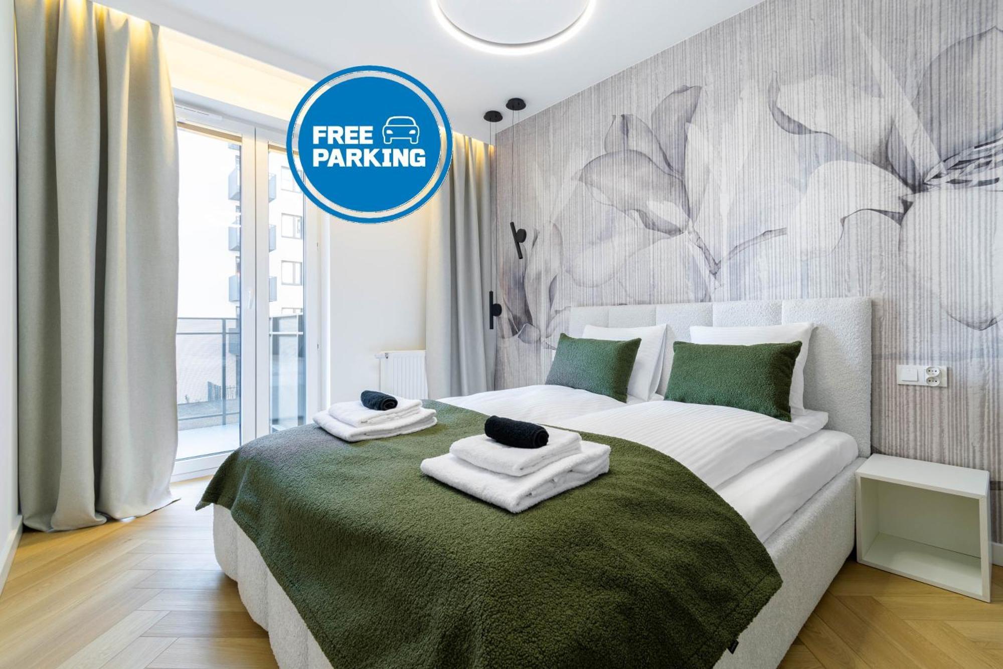 Apartment Ceglana - Free Parking - Self Check-in *